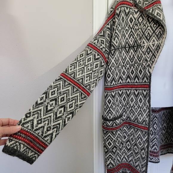 Aspen Wool Blend Faire Isle Nordic Cardigan Sweater Shawl Collar Gray Red Sz M - Picture 4 of 9